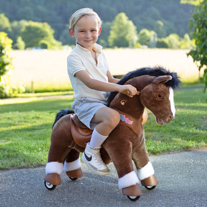 Modell Y, schokoladenbraunes Reitpferd, Spielzeug für 3–4 Jahre – Start im Oktober